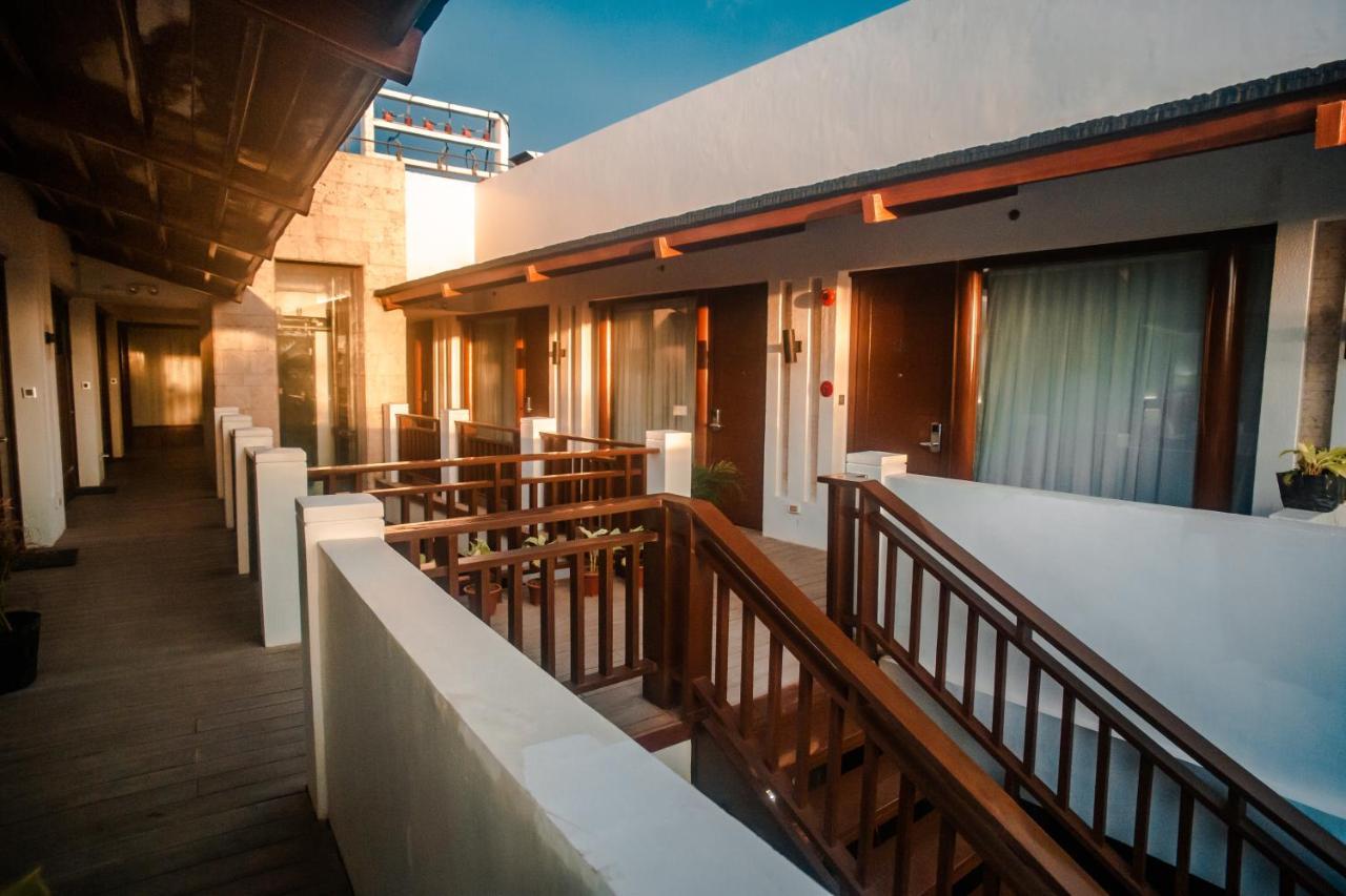 Mandarin White Sand Boracay Manoc-Manoc Exterior photo